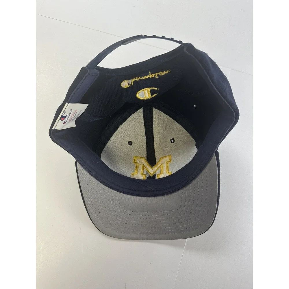 Vintage University of Michigan Wolverines SnapBack Champion Cap/Hat